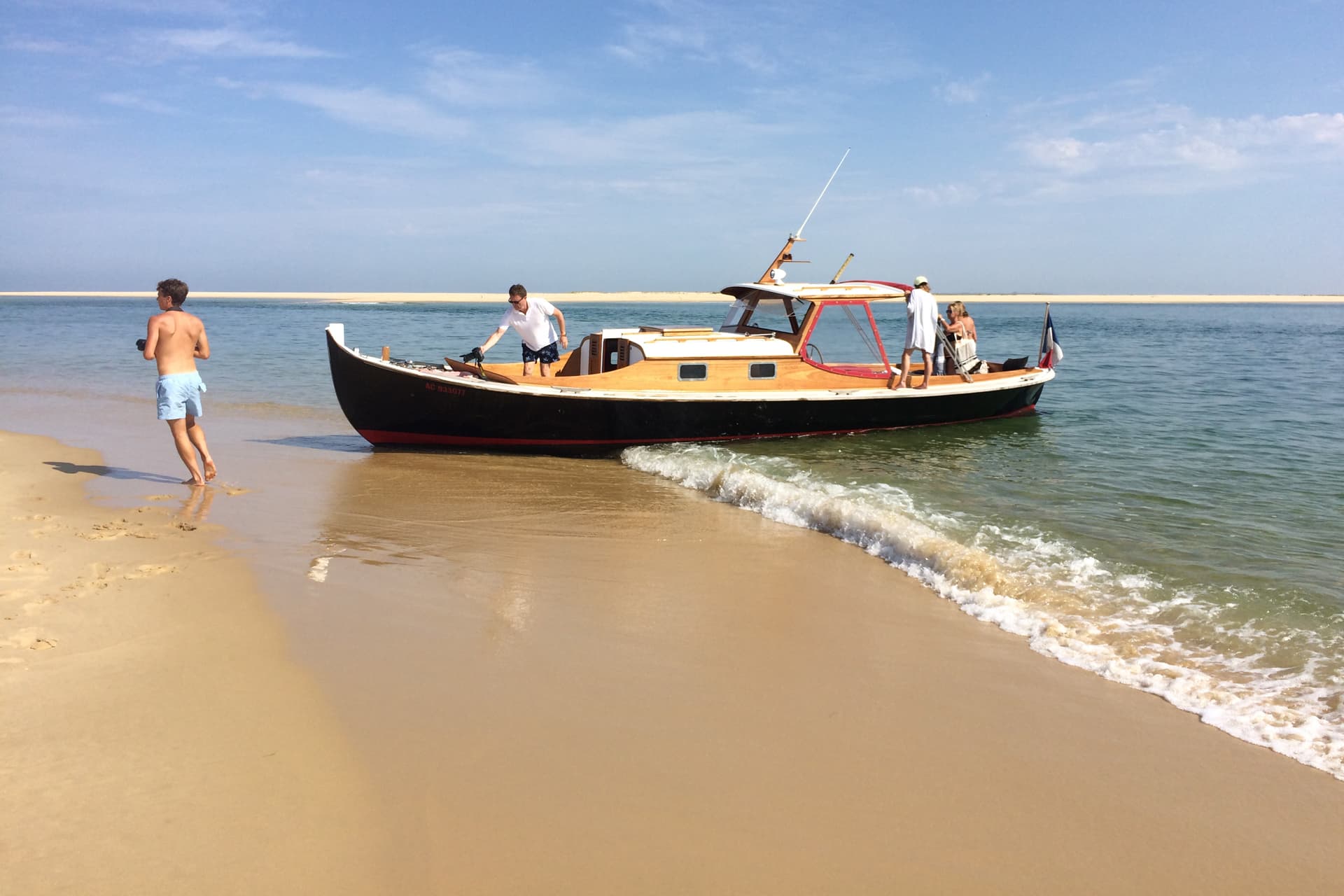 Balade en bateau avec pique-nique sur banc de sable